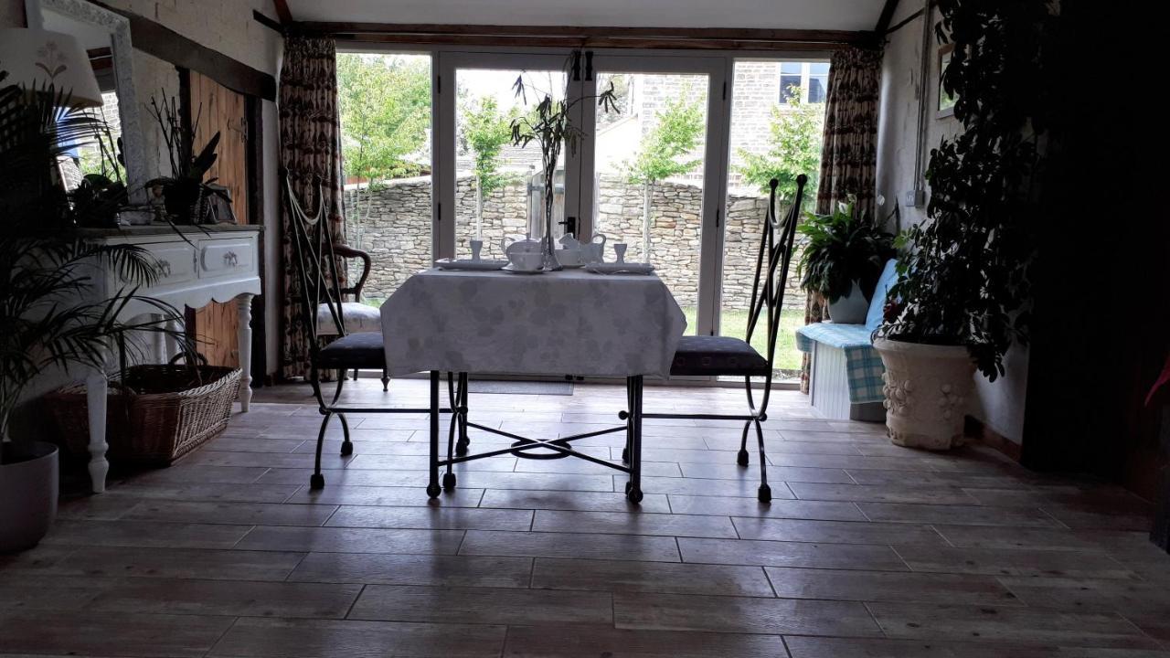 مبيت وإفطار Ashton Keynes The Byre North End Farm المظهر الخارجي الصورة