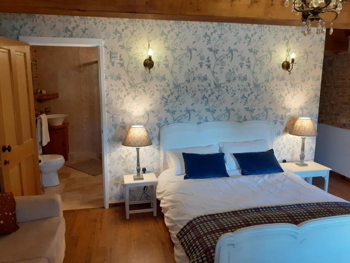 مبيت وإفطار Ashton Keynes The Byre North End Farm المظهر الخارجي الصورة
